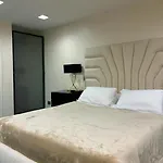 Wamma Loft Trevi Fountain